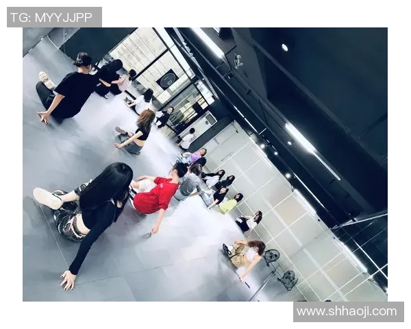 全国街舞大赛点评:武汉极限运动队展现灵活性与创意的精彩表现 全国街舞大赛点评:武汉极限运动队展现灵活性与创意的精彩表现